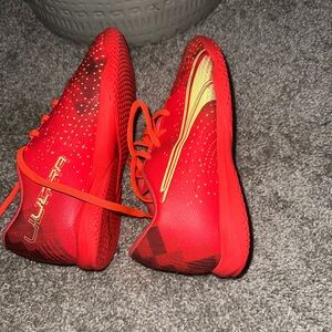 Puma indoor sneakers